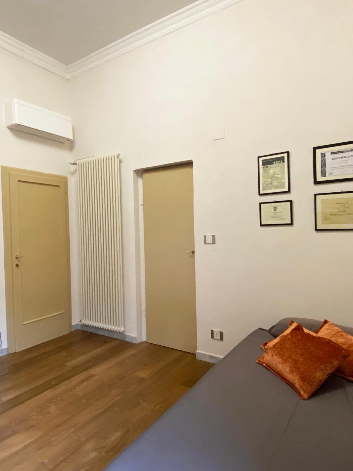 L'Antica Casa Sui Lungarni Di Pisa Hotel Eksteriør billede